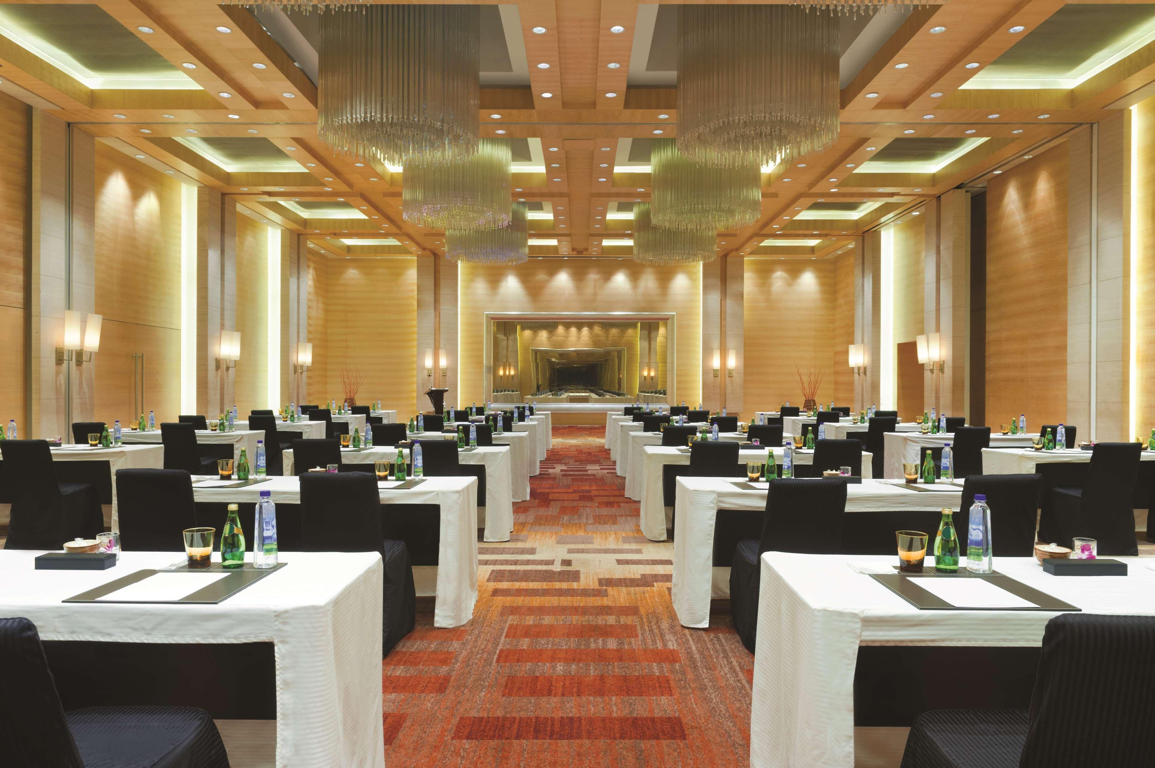 Hotel Hyatt Regency Čennai Exteriér fotografie The Grand Ballroom