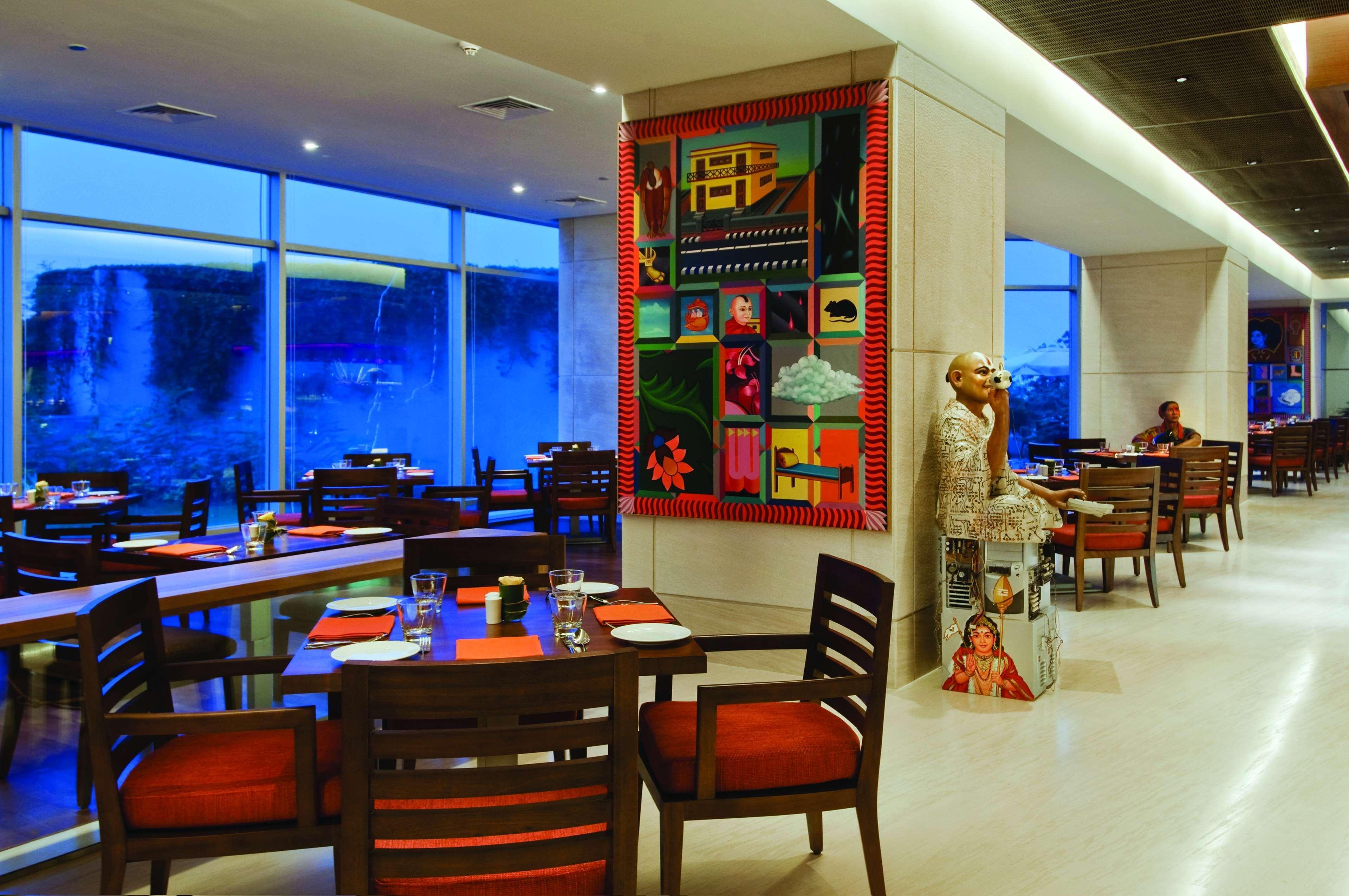 Hotel Hyatt Regency Čennai Exteriér fotografie The restaurant